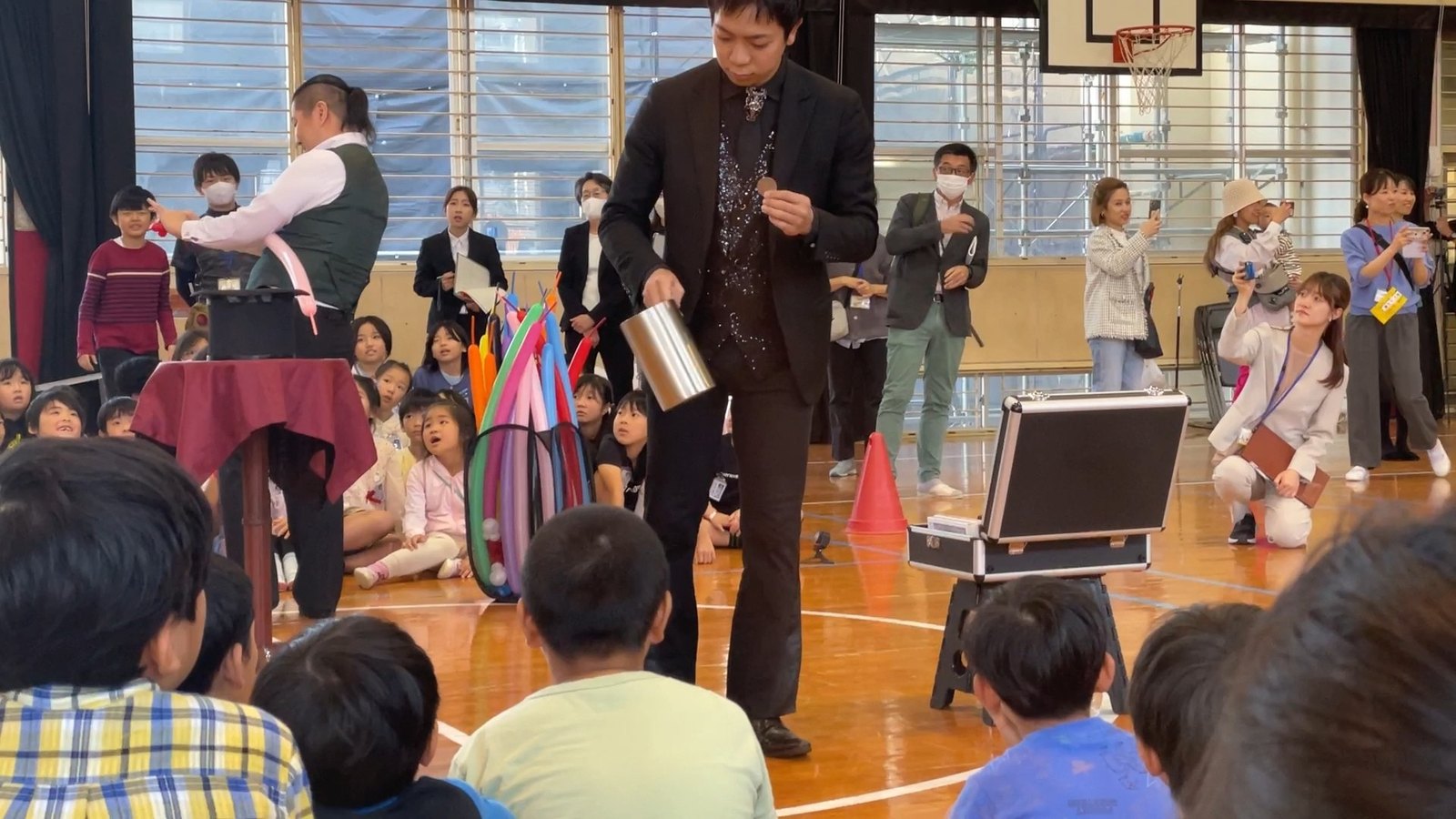 学童・児童館の出張マジックショー